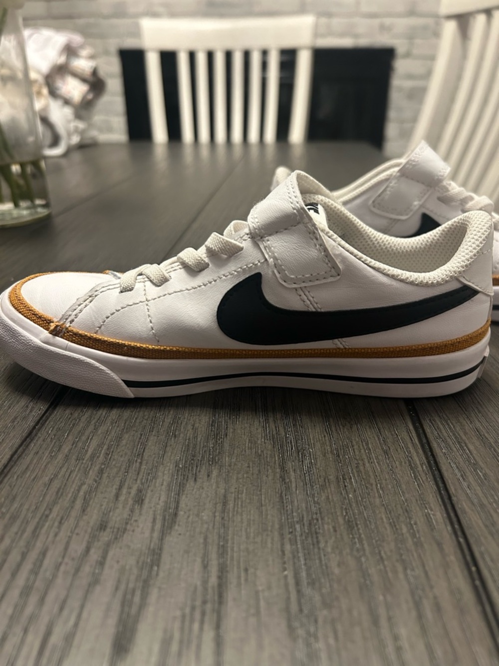 Nike Court Legacy Sneaker - Picture 6 of 11